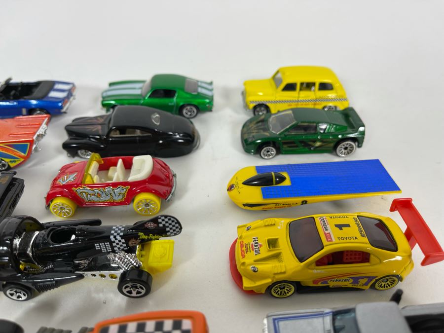 Vintage Mattel Hot Wheels Cars Lot - See Photos [Photo 13]