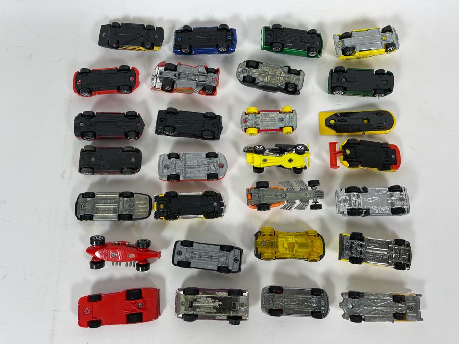 Vintage Mattel Hot Wheels Cars Lot - See Photos [Photo 20]