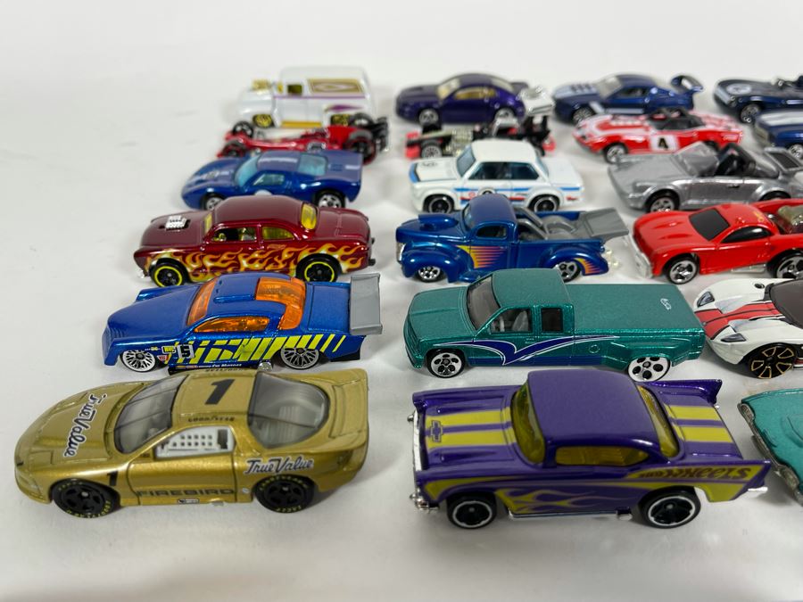 Vintage Mattel Hot Wheels Cars Lot - See Photos [Photo 8]
