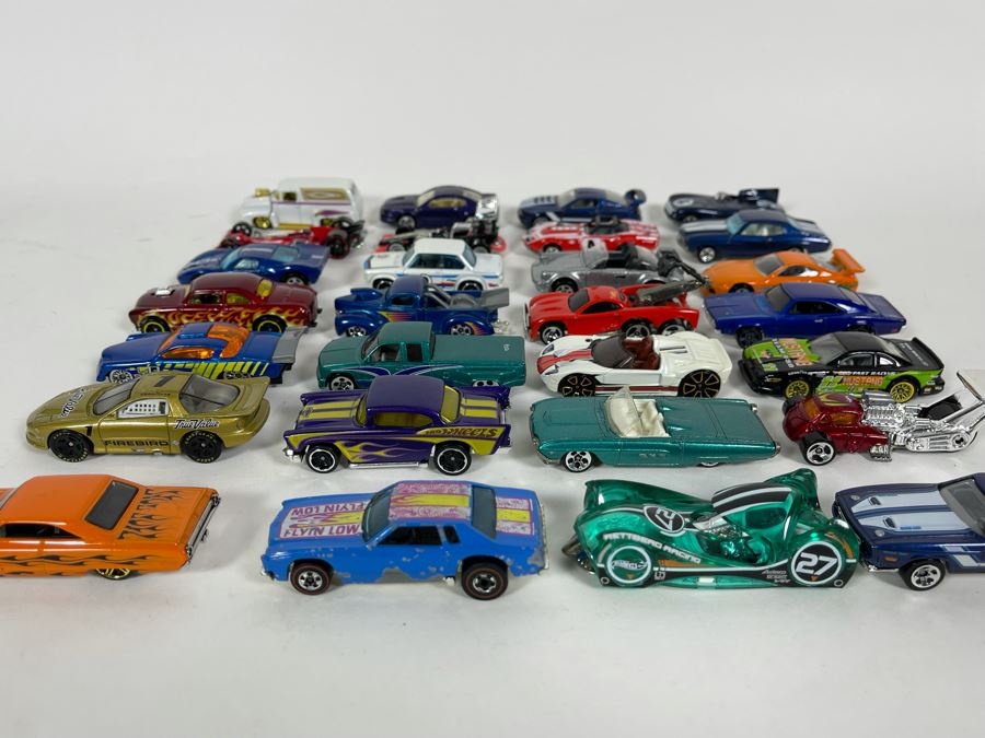 Vintage Mattel Hot Wheels Cars Lot - See Photos [Photo 2]