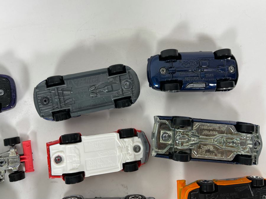 Vintage Mattel Hot Wheels Cars Lot - See Photos [Photo 20]