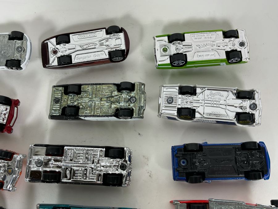 Vintage Mattel Hot Wheels Cars Lot - See Photos [Photo 21]