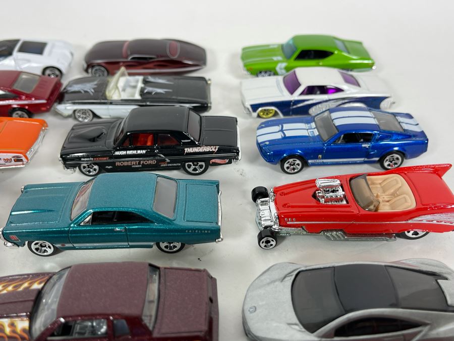 Vintage Mattel Hot Wheels Cars Lot - See Photos [Photo 10]