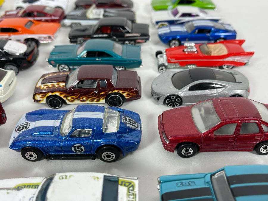 Vintage Mattel Hot Wheels Cars Lot - See Photos [Photo 9]