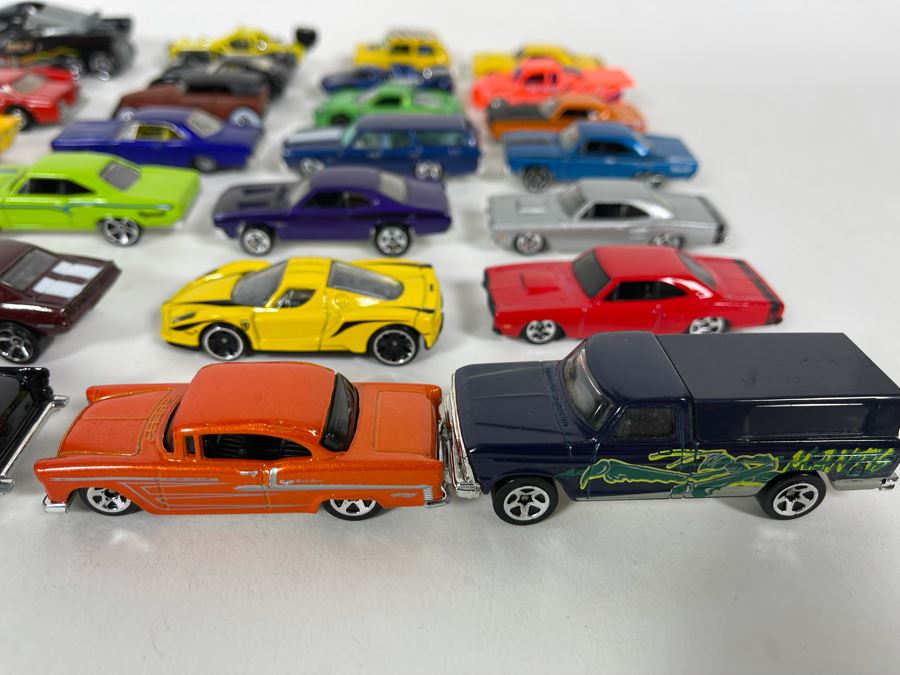 Vintage Mattel Hot Wheels Cars Lot - See Photos [Photo 5]