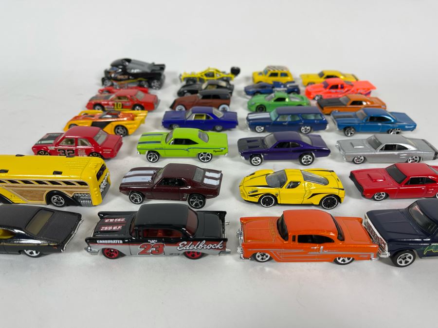 Vintage Mattel Hot Wheels Cars Lot - See Photos [Photo 2]