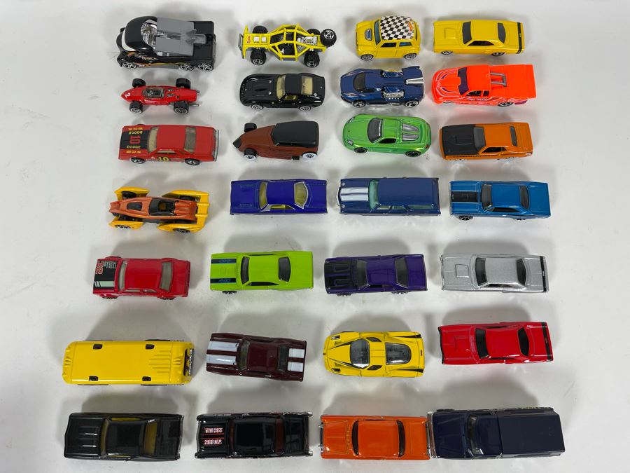 Vintage Mattel Hot Wheels Cars Lot - See Photos [Photo 3]