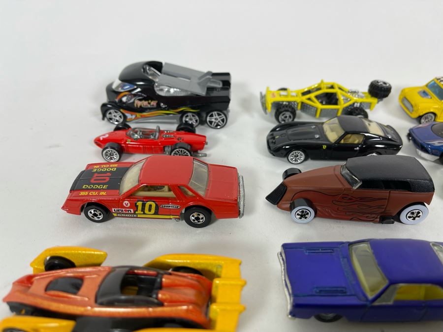 Vintage Mattel Hot Wheels Cars Lot - See Photos