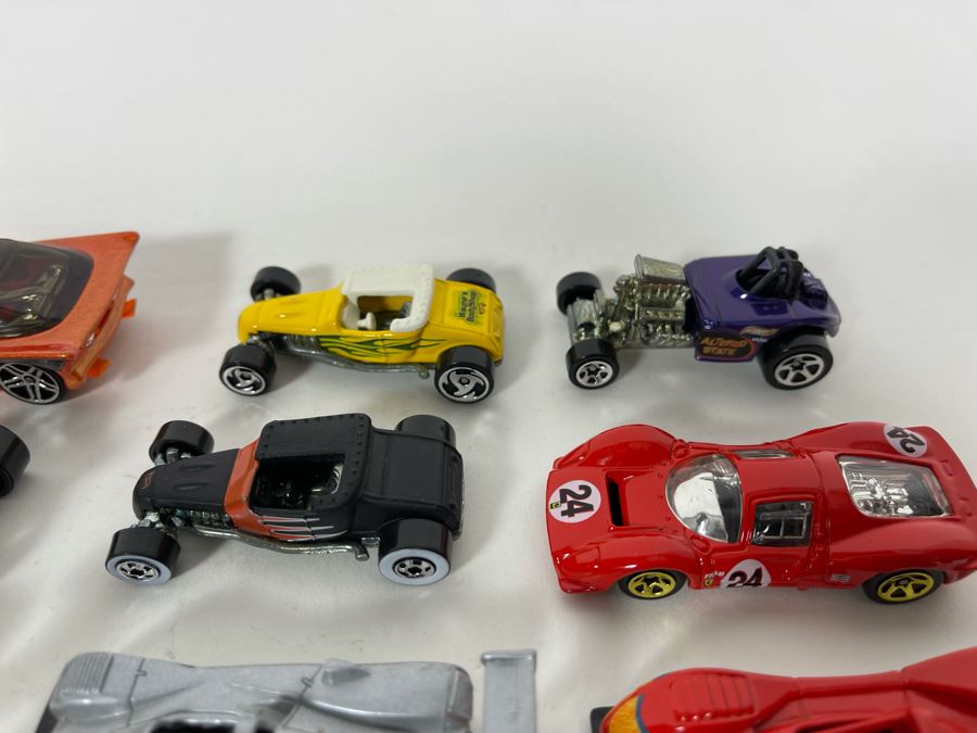 Vintage Mattel Hot Wheels Cars Lot - See Photos [Photo 12]