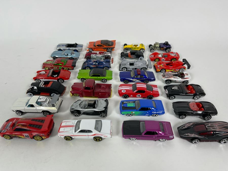 Vintage Mattel Hot Wheels Cars Lot - See Photos [Photo 3]