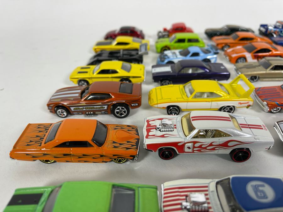 Vintage Mattel Hot Wheels Cars Lot - See Photos [Photo 6]