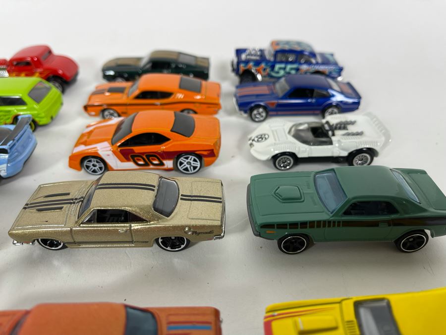 Vintage Mattel Hot Wheels Cars Lot - See Photos [Photo 8]
