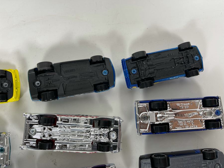 Vintage Mattel Hot Wheels Cars Lot - See Photos [Photo 20]