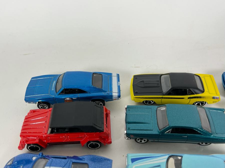 Vintage Mattel Hot Wheels Cars Lot - See Photos [Photo 11]