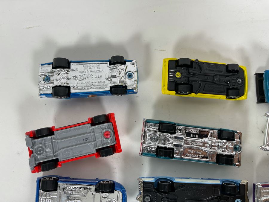 Vintage Mattel Hot Wheels Cars Lot - See Photos [Photo 21]