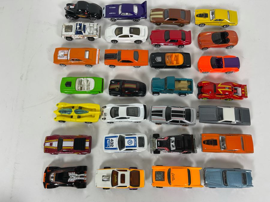 Vintage Mattel Hot Wheels Cars Lot - See Photos [Photo 3]