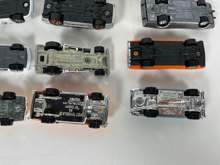 Vintage Mattel Hot Wheels Cars Lot - See Photos [Photo 16]