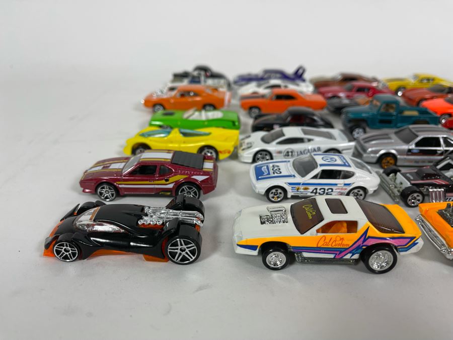 Vintage Mattel Hot Wheels Cars Lot - See Photos [Photo 4]