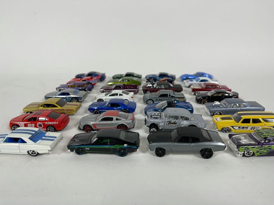 Vintage Mattel Hot Wheels Cars Lot - See Photos [Photo 4]
