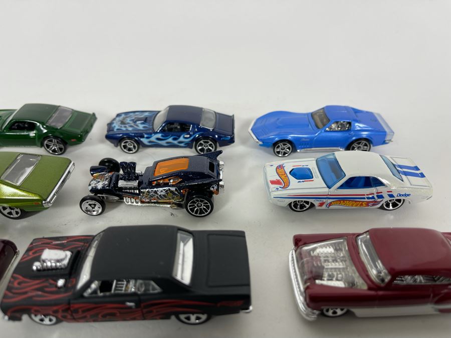 Vintage Mattel Hot Wheels Cars Lot - See Photos