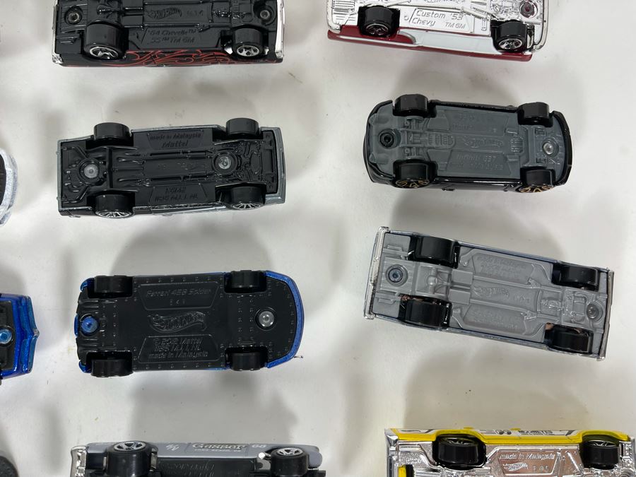 Vintage Mattel Hot Wheels Cars Lot - See Photos [Photo 16]
