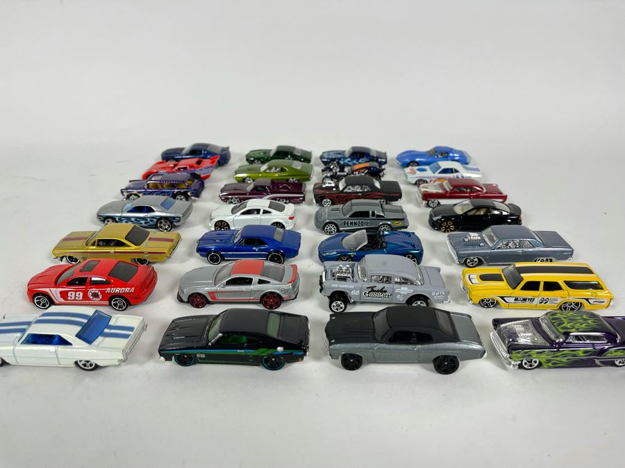 Vintage Mattel Hot Wheels Cars Lot - See Photos [Photo 2]