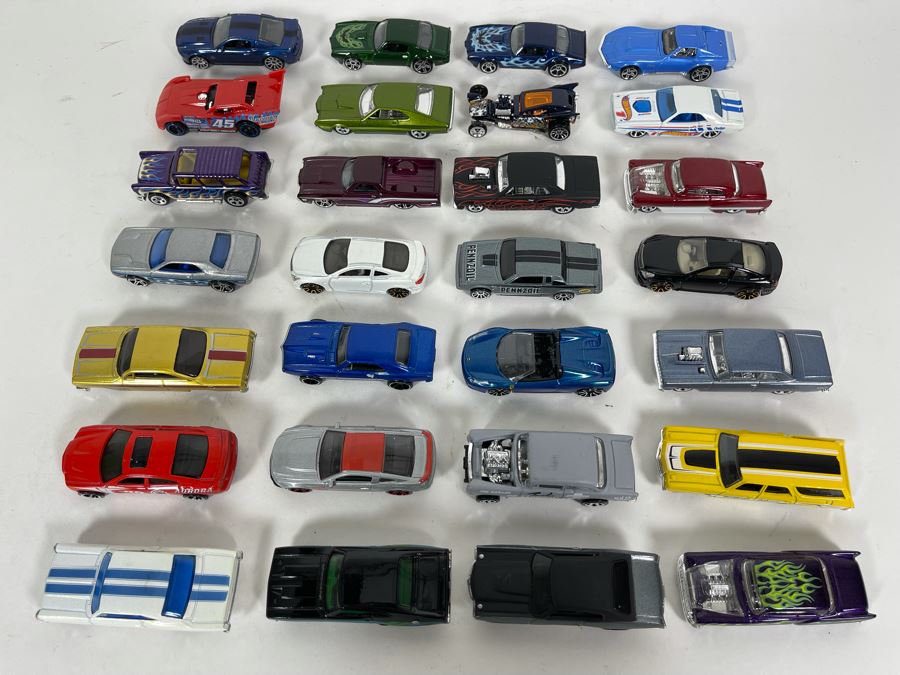 Vintage Mattel Hot Wheels Cars Lot - See Photos [Photo 3]
