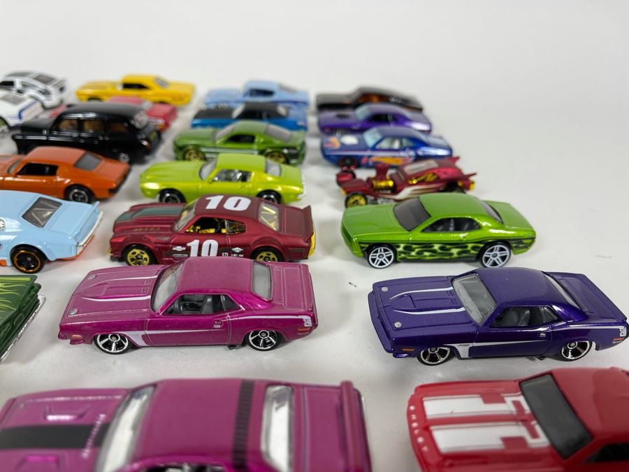 Vintage Mattel Hot Wheels Cars Lot - See Photos [Photo 7]