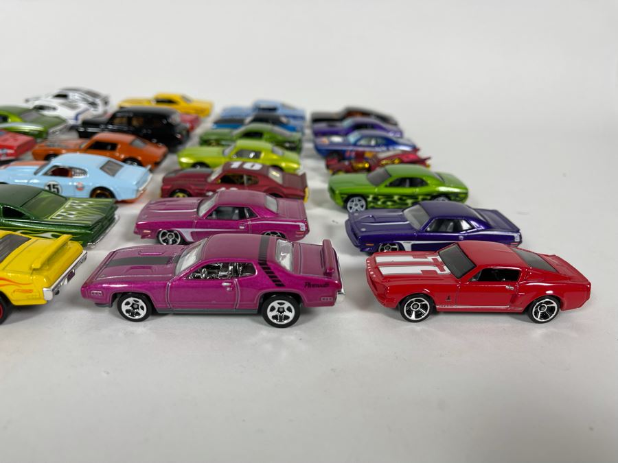 Vintage Mattel Hot Wheels Cars Lot - See Photos [Photo 6]