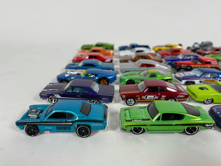 Vintage Mattel Hot Wheels Cars Lot - See Photos [Photo 4]