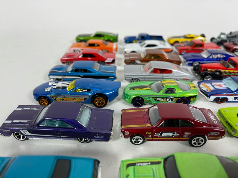 Vintage Mattel Hot Wheels Cars Lot - See Photos [Photo 7]