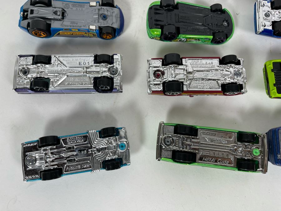 Vintage Mattel Hot Wheels Cars Lot - See Photos [Photo 13]