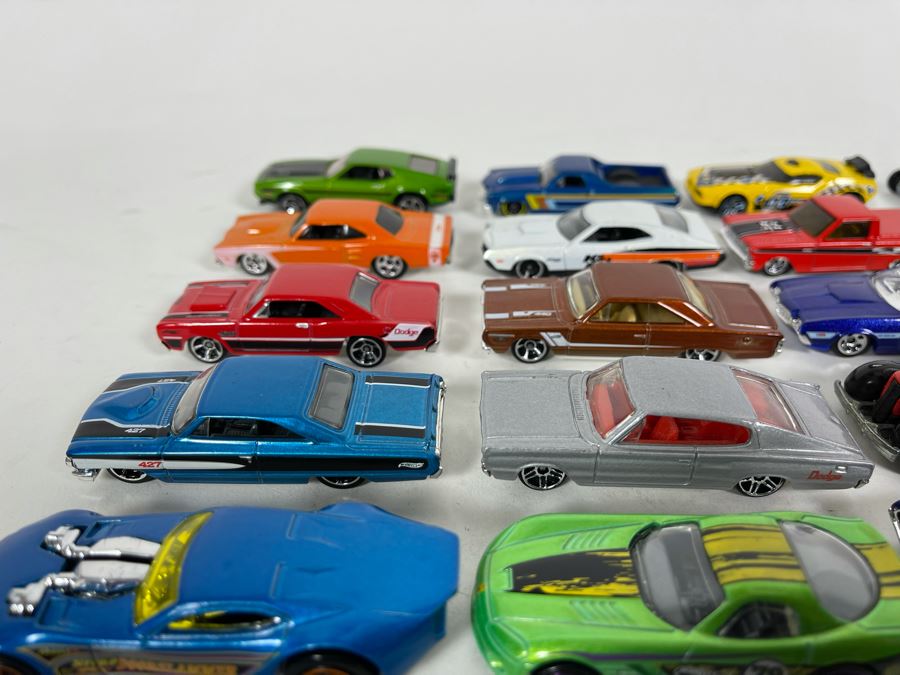 Vintage Mattel Hot Wheels Cars Lot - See Photos [Photo 8]