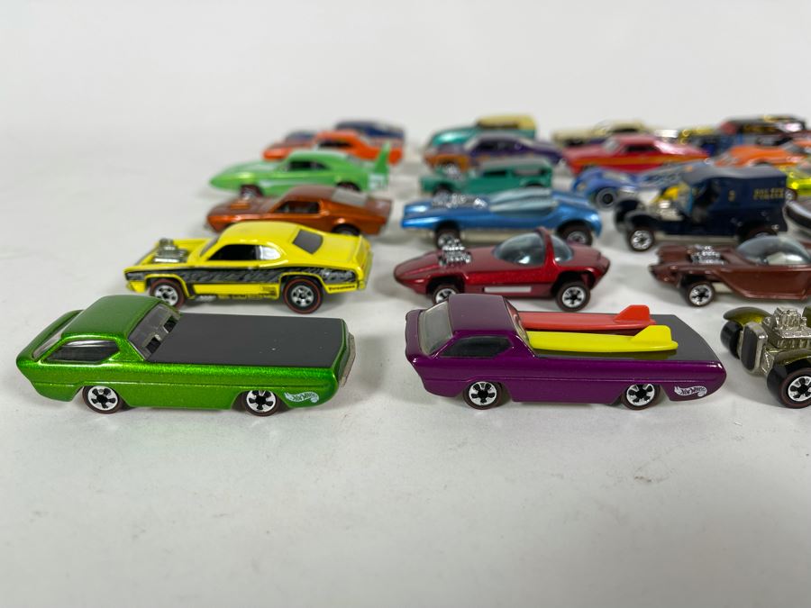 Vintage Mattel Hot Wheels Cars Lot - See Photos [Photo 3]