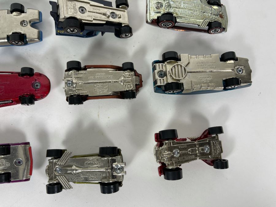 Vintage Mattel Hot Wheels Cars Lot - See Photos [Photo 15]