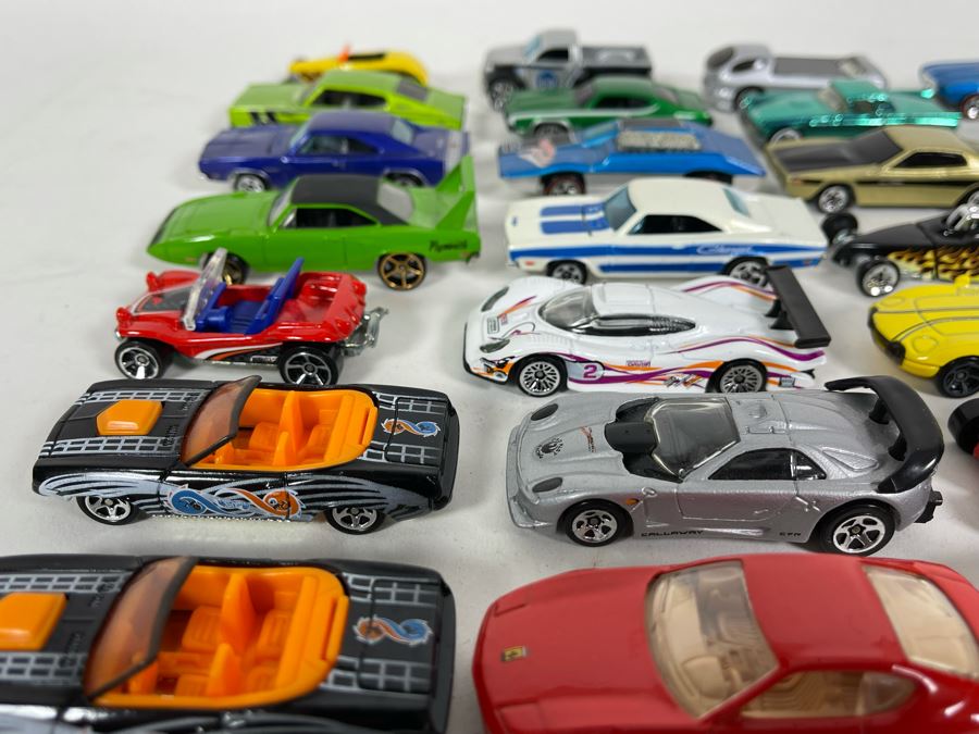 Vintage Mattel Hot Wheels Cars Lot - See Photos [Photo 8]