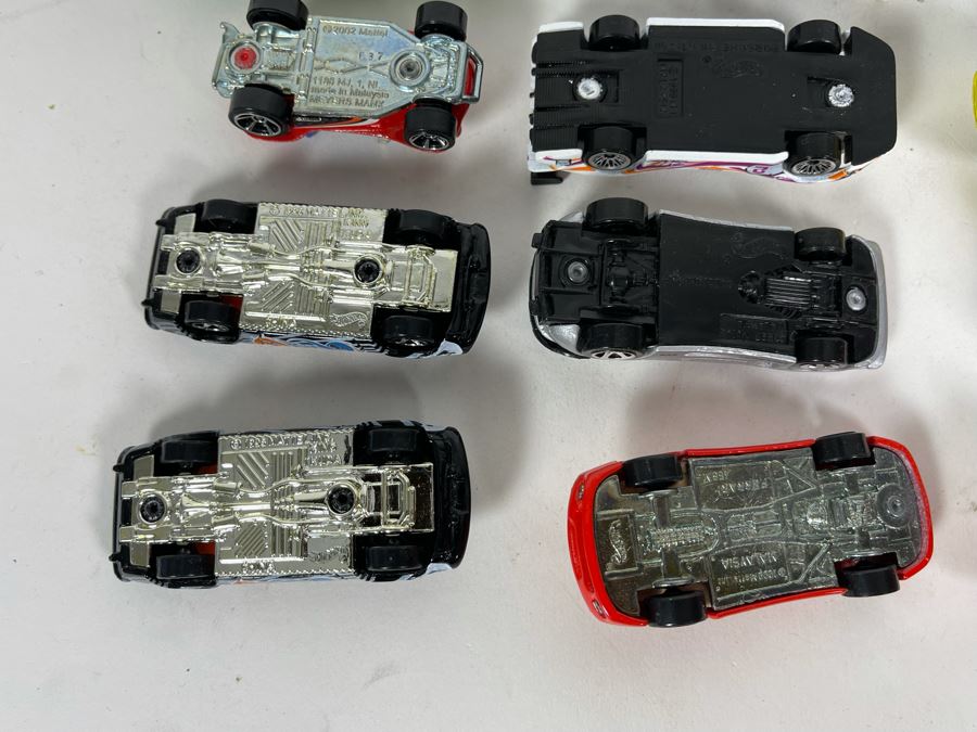 Vintage Mattel Hot Wheels Cars Lot - See Photos [Photo 14]