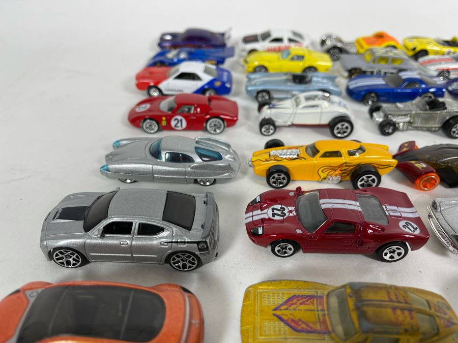 Vintage Mattel Hot Wheels Cars Lot - See Photos [Photo 8]