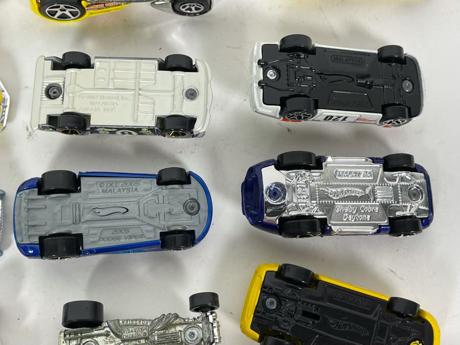 Vintage Mattel Hot Wheels Cars Lot - See Photos [Photo 22]