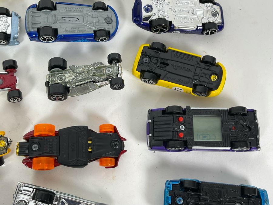 Vintage Mattel Hot Wheels Cars Lot - See Photos [Photo 19]