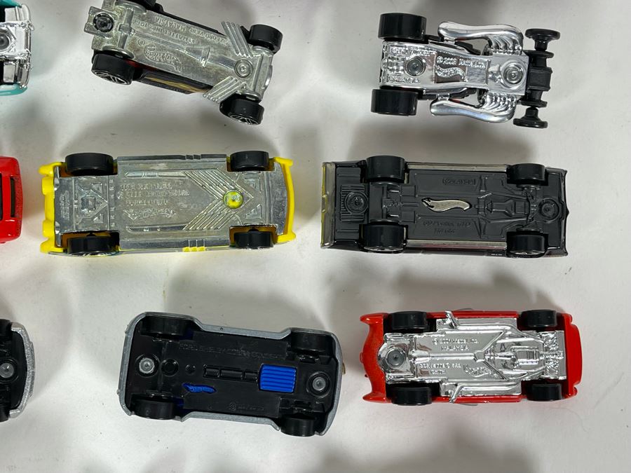 Vintage Mattel Hot Wheels Cars Lot - See Photos [Photo 19]