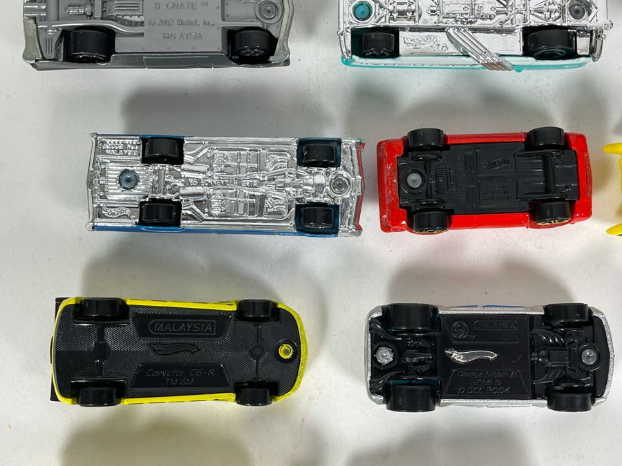 Vintage Mattel Hot Wheels Cars Lot - See Photos [Photo 20]