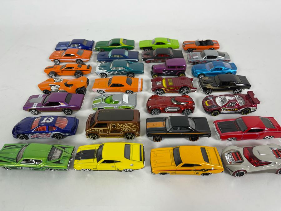 Vintage Mattel Hot Wheels Cars Lot - See Photos [Photo 3]