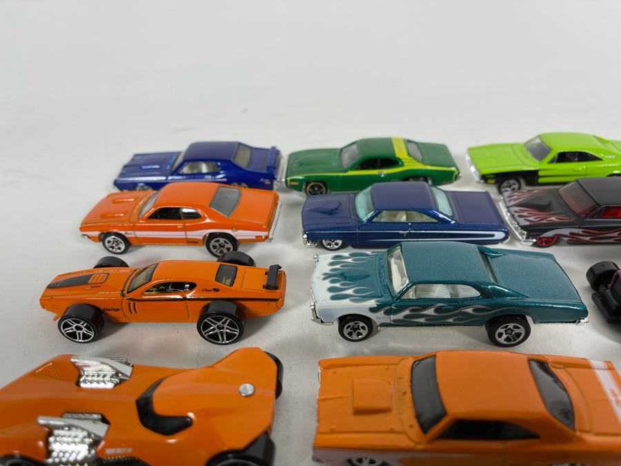 Vintage Mattel Hot Wheels Cars Lot - See Photos [Photo 13]