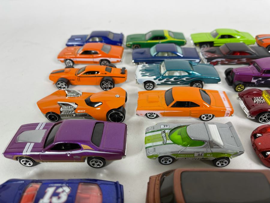 Vintage Mattel Hot Wheels Cars Lot - See Photos [Photo 10]