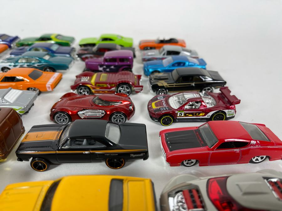 Vintage Mattel Hot Wheels Cars Lot - See Photos [Photo 8]