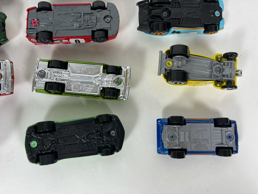 Vintage Mattel Hot Wheels Cars Lot - See Photos [Photo 16]