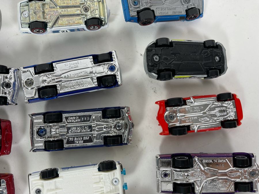 Vintage Mattel Hot Wheels Cars Lot - See Photos [Photo 20]