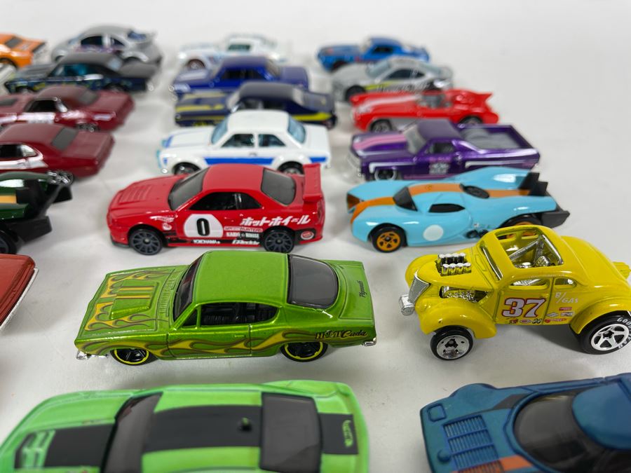 Vintage Mattel Hot Wheels Cars Lot - See Photos [Photo 6]