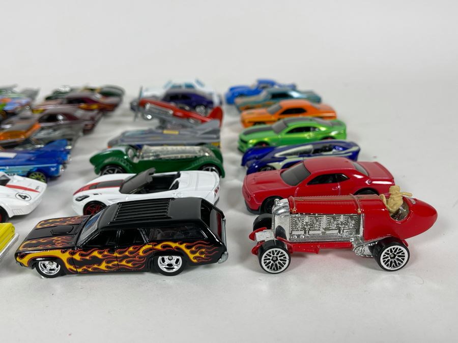 Vintage Mattel Hot Wheels Cars Lot - See Photos [Photo 6]